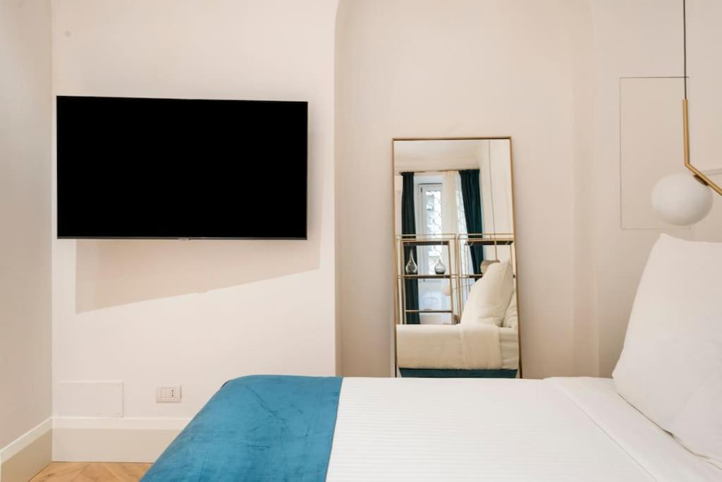 La Scala Suite-Luxury Apartment Милан Экстерьер фото